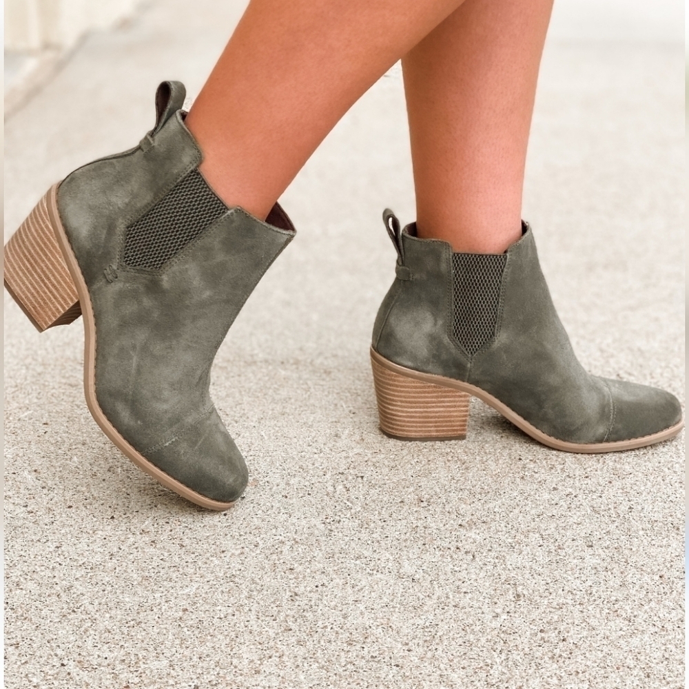 Toms Green Western Ankle Boots Everly Suede Slip-on Shoes Ortholite 9.5